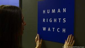 El Salvador: HRW pide liberación de detenido en régimen de excepción