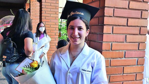 Politización y verticalismo espantan a la gente valiosa de Medicina UNA