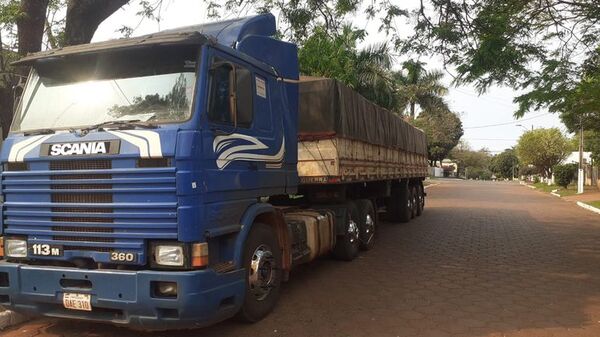 Camioneros ebrios protagonizaron una temeraria carrera en Hernandarias - ABC en el Este - ABC Color