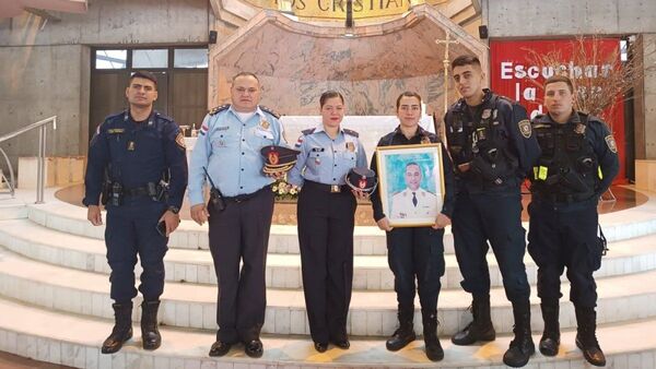 Realizan misa en honor al comisario Ferrari, asesinado hace tres años