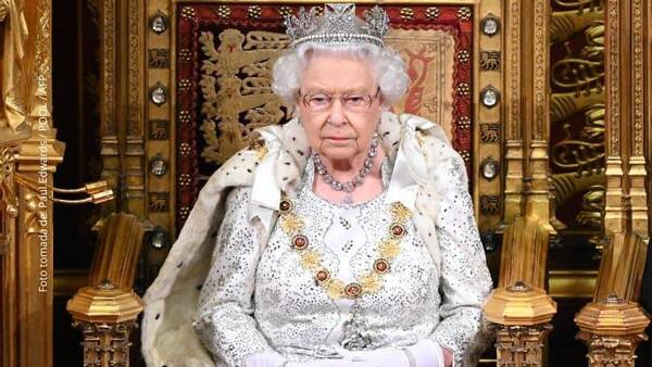 Crónica / ¿Quién se va quedar con todas las joyas de la reina?