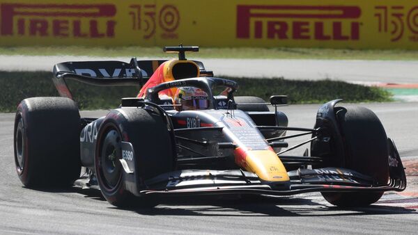Verstappen manda también en casa de Ferrari