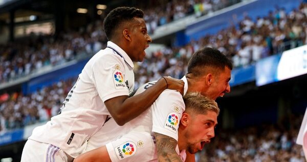 El Real Madrid remonta al Mallorca para seguir al frente de LaLiga