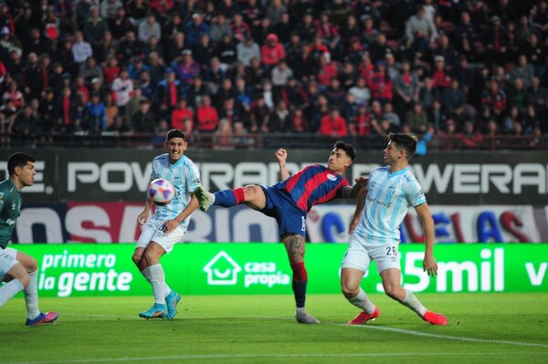 Adam Bareiro corta su sequía y San Lorenzo empata con el puntero del torneo