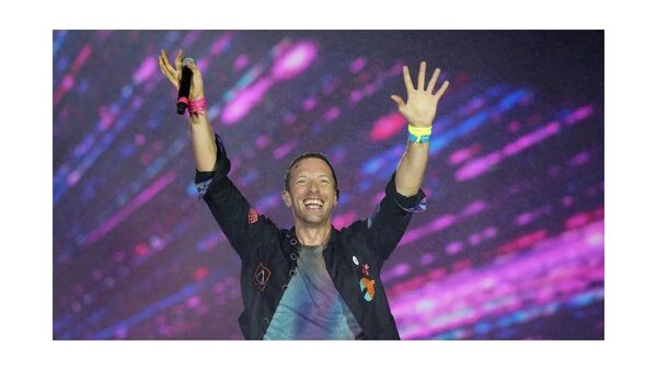 Chris Martin abrazó a una paraguaya en su concierto en Rock In Rio