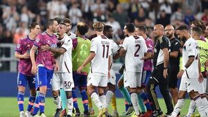 Juventus alarga su agonía con polémica