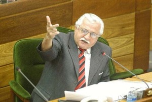 Aniversario n° 135 de la ANR: “Es decepcionante” la forma que manejan el partido, afirma exsenador