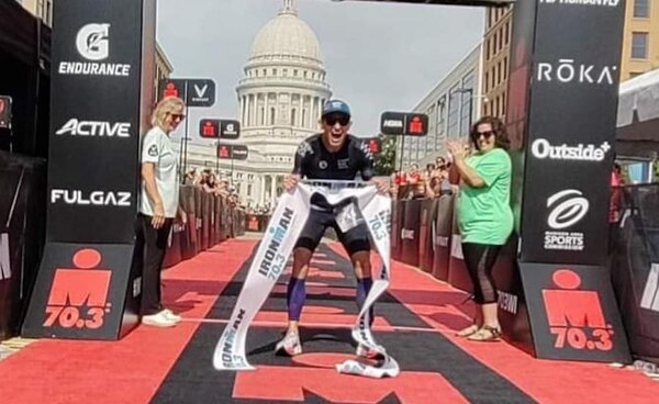 El paraguayo Alfredo Ramírez Pinho ganó el Ironman 70.3