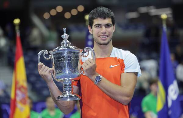 Carlitos Alcaraz gana el US Open y se convierte en el N° 1 más joven | 1000 Noticias