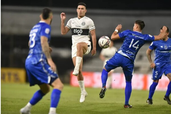 Sol de América frena a Olimpia y la punta cambia de dueño