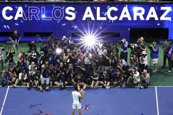 Carlos Alcaraz, el número 1 más joven del ranking ATP - Tenis - ABC Color