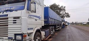Camioneros exigen reducción del combustible y no descartan ir en caravana por el centro de Asunción - La Primera Mañana - ABC Color