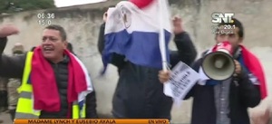 Trabajadores piden que bajen el precio del combustible - SNT