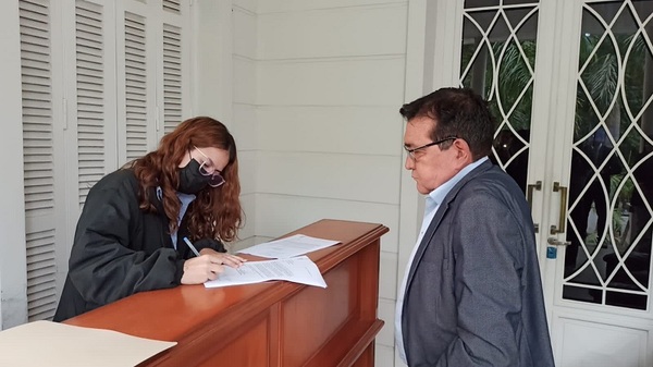 Senador Santa Cruz plantea iniciar proceso de selección para Fiscalía General del Estado