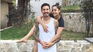 Crónica / [VIDEO] ¿Opa el amor entre Lari Riquelme y Jonathan Fabbro?