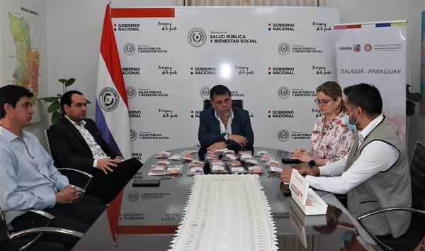 ¡Nueva sonrisa! Pobladores de Itauguá reciben prótesis dentales - trece