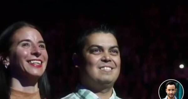 La Nación / Luciano Pereyra, el cupido de una pareja que se comprometió en su concierto