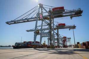 El Puerto de Montevideo triplica su capacidad y apunta a ser "hub" regional - MarketData