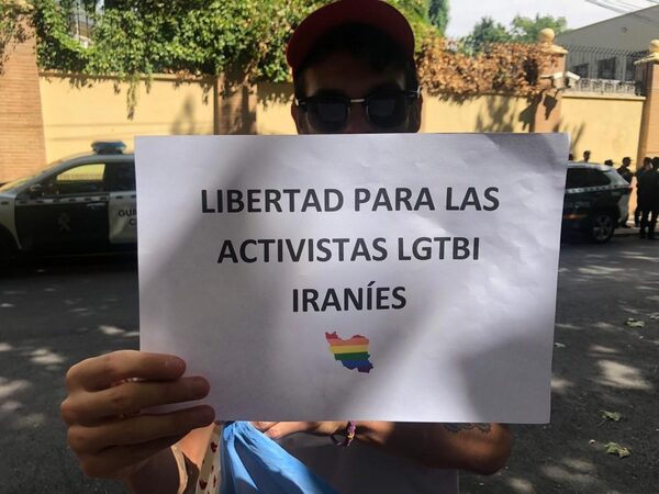 Sentencian a muerte a dos activistas LGBT en Irán | 1000 Noticias