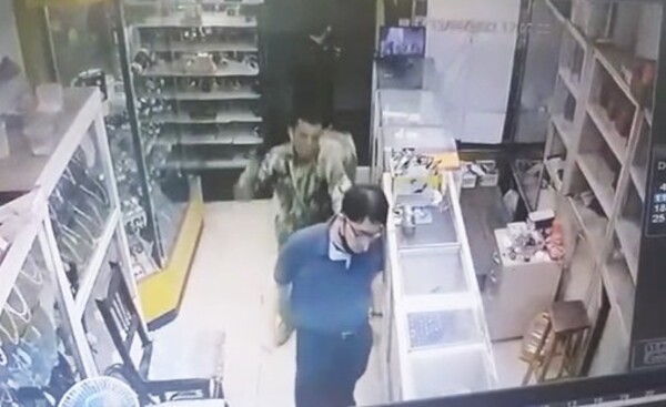 Violento asalto en una joyería en pleno microcentro de Ciudad del Este