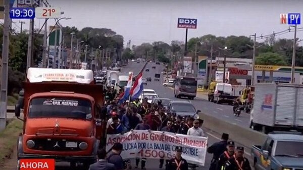 El martes «estará denso el tránsito» anuncia dirigente camionero | Noticias Paraguay