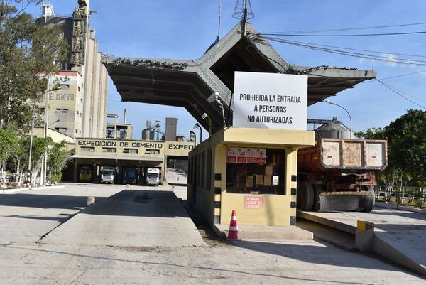 Hablan de inminente quiebra de la INC y exigen renuncia o destitución del titular - Nacionales - ABC Color