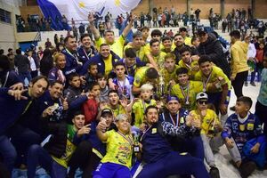 Fútbol de salón: Fiel a la tradición, Franco brilla en C17 - Polideportivo - ABC Color