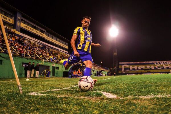 La tabla de la Intermedia: 8 puntos entre el 1° y el 4° con 12 por jugar - Fútbol de Intermedia - ABC Color