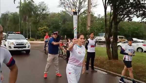 La antorcha olímpica recorre las calles de la ciudad - Radio Imperio