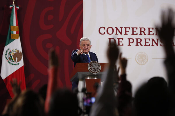 López Obrador niega "castigo" de EEUU por política energética tras visita - MarketData