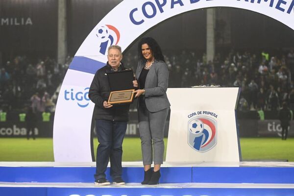 Rubén Di Tore, sobre Elizondo: “Tiene que continuar hasta que termine el campeonato”  - Libertad - ABC Color