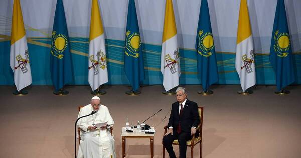 La Nación / Papa Francisco llega a Kazajistán con un mensaje de paz para Asia Central