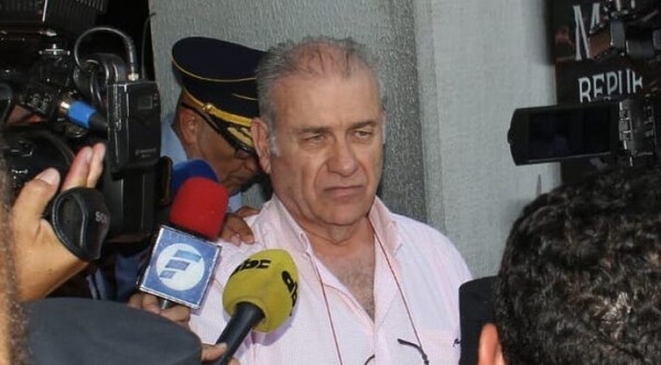 Diario HOY | Tribunal de Conducta expulsa a Ramón González Daher y su hijo de la ANR