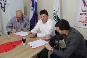 Municipalidad de Tte. Irala Fernández firmó convenio con escuela de conducción