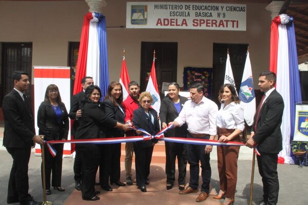 Diario HOY | Inauguran mejoras en la Escuela y Colegio Adela Sperati de Asunción