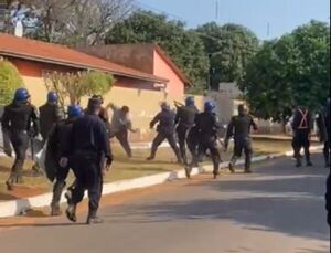 Policía hiere a camionero tras enfrentamiento en Itá - Policiales - ABC Color