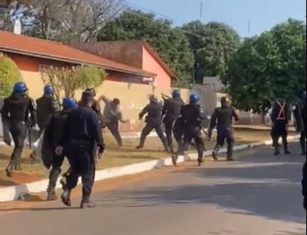 Policía hiere a camionero tras enfrentamiento en Itá - Policiales - ABC Color