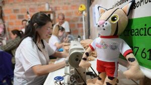 Fabrican peluche de Tiríka, símbolo de patriotismo en ASU2022