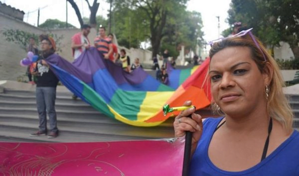 Trans denuncian al Estado paraguayo por no permitir cambio de nombre - Noticiero Paraguay