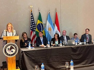 Sandra Quiñónez brindó discurso de apertura de conferencia regional en la triple frontera - Noticde.com