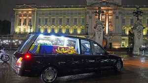 Londres: El féretro de Isabel II llegó para seis días de homenajes y un funeral de Estado - ADN Digital