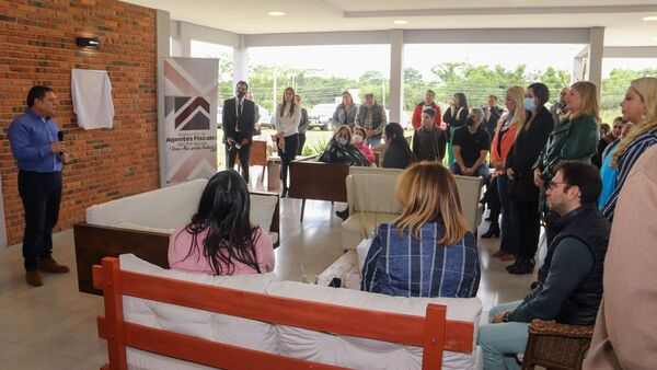 Fiscales repudian amenazas contra periodista y fiscal de Villarrica