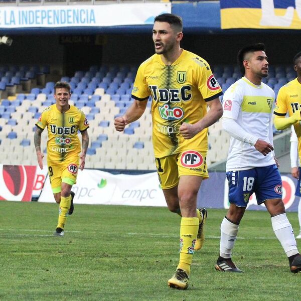 Gustavo Guerreño y Martín Sánchez suman goles en el fútbol chileno - Fútbol - ABC Color