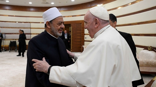 En Kazajistán, el Papa pidió a las religiones luchar contra "el odio, la violencia y el terrorismo" - .::Agencia IP::.