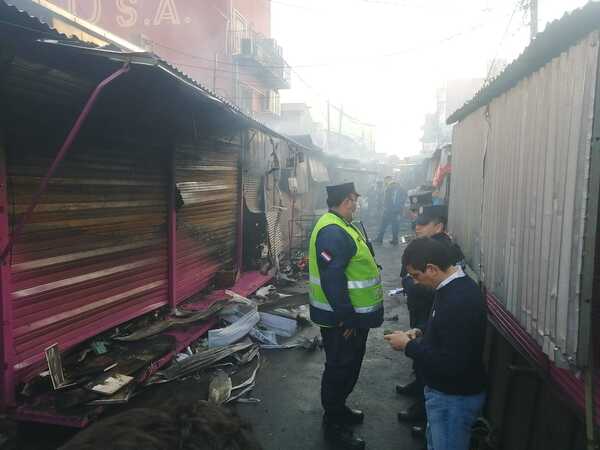 Diario HOY | Presumen que incendio en Mercado 4 fue provocado