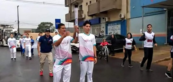 Antorchas de los juegos olímpicos Asunción 2022 llegó a Pedro Juan