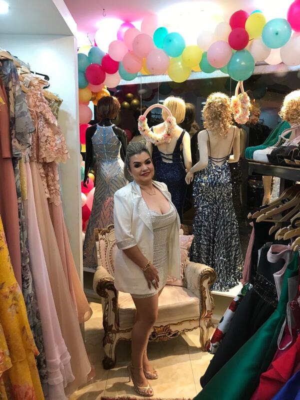 Vestidos que destacan el brillo de cada mujer | Emprendedores | 5Días