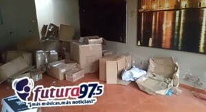 Delincuentes se hicieron pasar por policías para robar 542 celulares a un brasileño