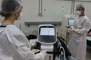 Moderno analizador de agua corporal fue incorporado al servicio hemodiálisis de la Fundación Tesãi - .::Agencia IP::.