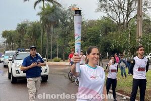 Intendente Municipal de Pedro Juan Caballero Carolina Yunis portó la antorcha de los Juegos Suramericanos Asunción 2022